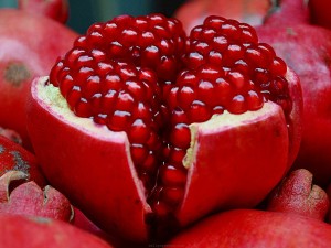 pomegranate-arils-food-fruit-nature-pomegranate-seeds